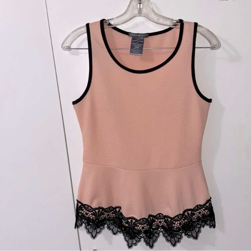 SOLD Suzy shier peachy pink and black peplum top